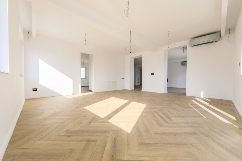 Splaiul Unirii Mihai Bravu duplex et. 5 si 6/6, 4 parcari subterane incluse